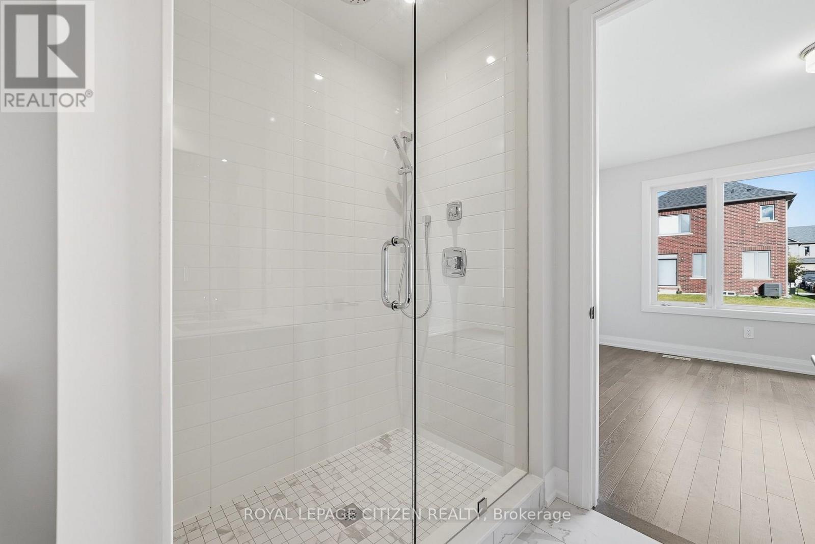 18 MCKAY AVENUE - Image 39
