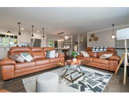 33456 Clayburn Road, Abbotsford, BC V2S7T8 Photo 9