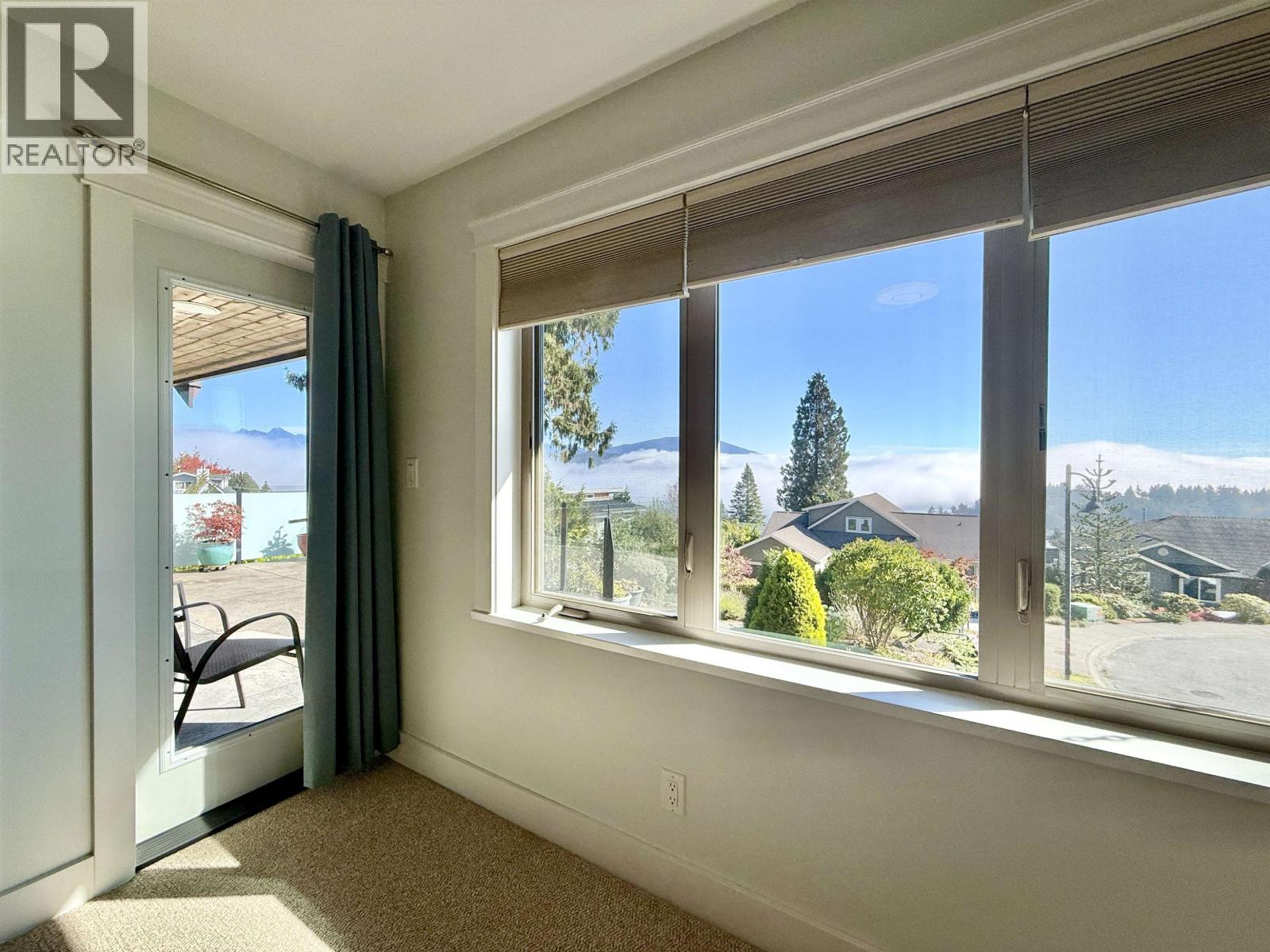 496 SPYGLASS PLACE, Gibsons - Image 1