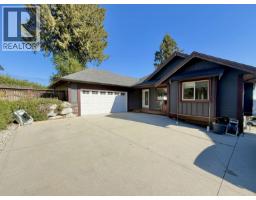 496 Spyglass Place, Gibsons, BC V0N1V9 Photo 11