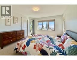 496 Spyglass Place, Gibsons, BC V0N1V9 Photo 21