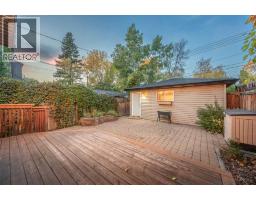 608 24 Avenue SW - photo 44