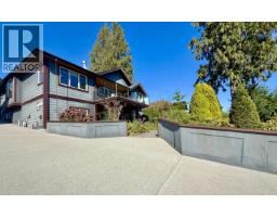 496 Spyglass Place, Gibsons, BC V0N1V9 Photo 10