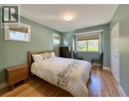 496 Spyglass Place, Gibsons, BC V0N1V9 Photo 18