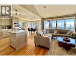496 Spyglass Place, Gibsons, BC V0N1V9 Photo 13