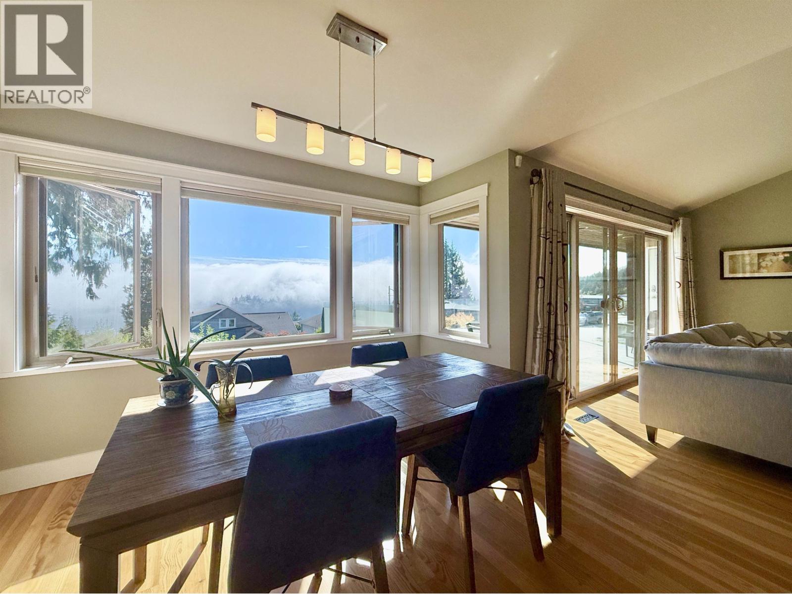 496 SPYGLASS PLACE, Gibsons - Image 1