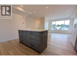 Foyer - 3602 Pleasant Valley Road Unit# 5, Vernon, BC V1T4L6 Photo 6