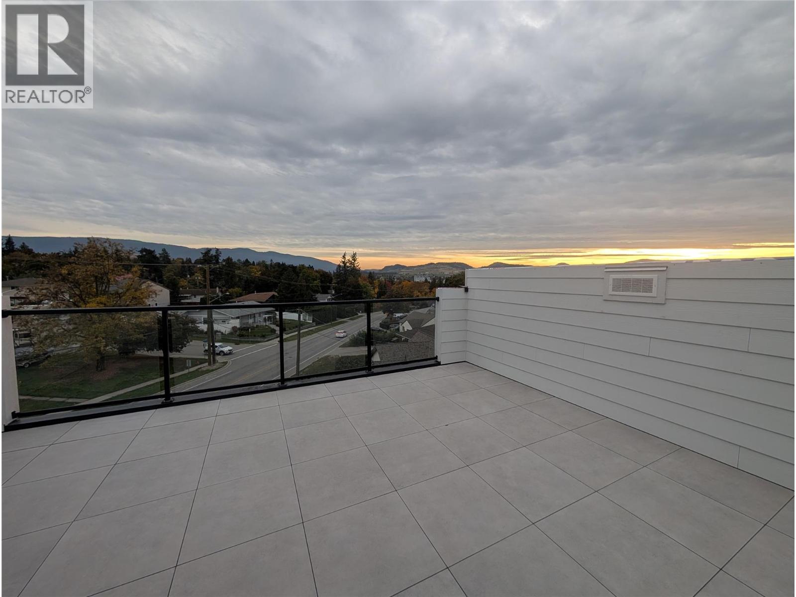 #2 3602 Pleasant Valley Road - 13