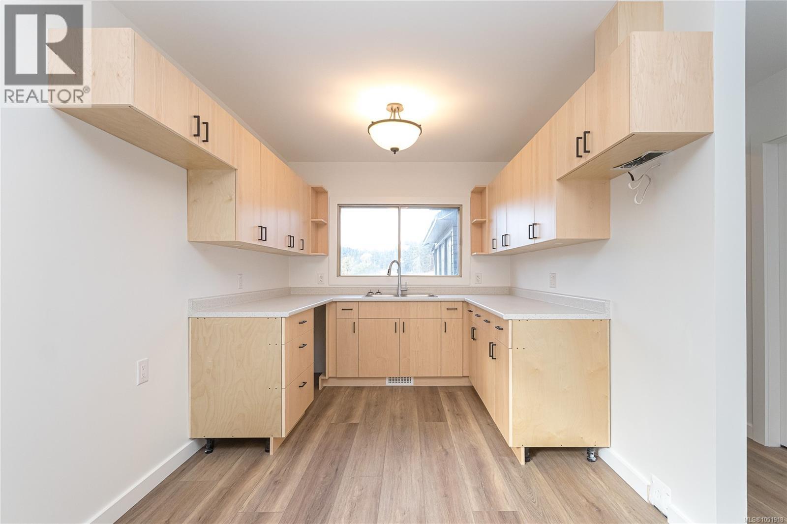 4170 Granville Ave - 27