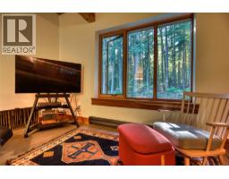 7025 Beggs Road, Nelson, BC V1L5P6 Photo 20