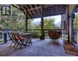 7025 Beggs Road, Nelson, BC V1L5P6 Photo 47