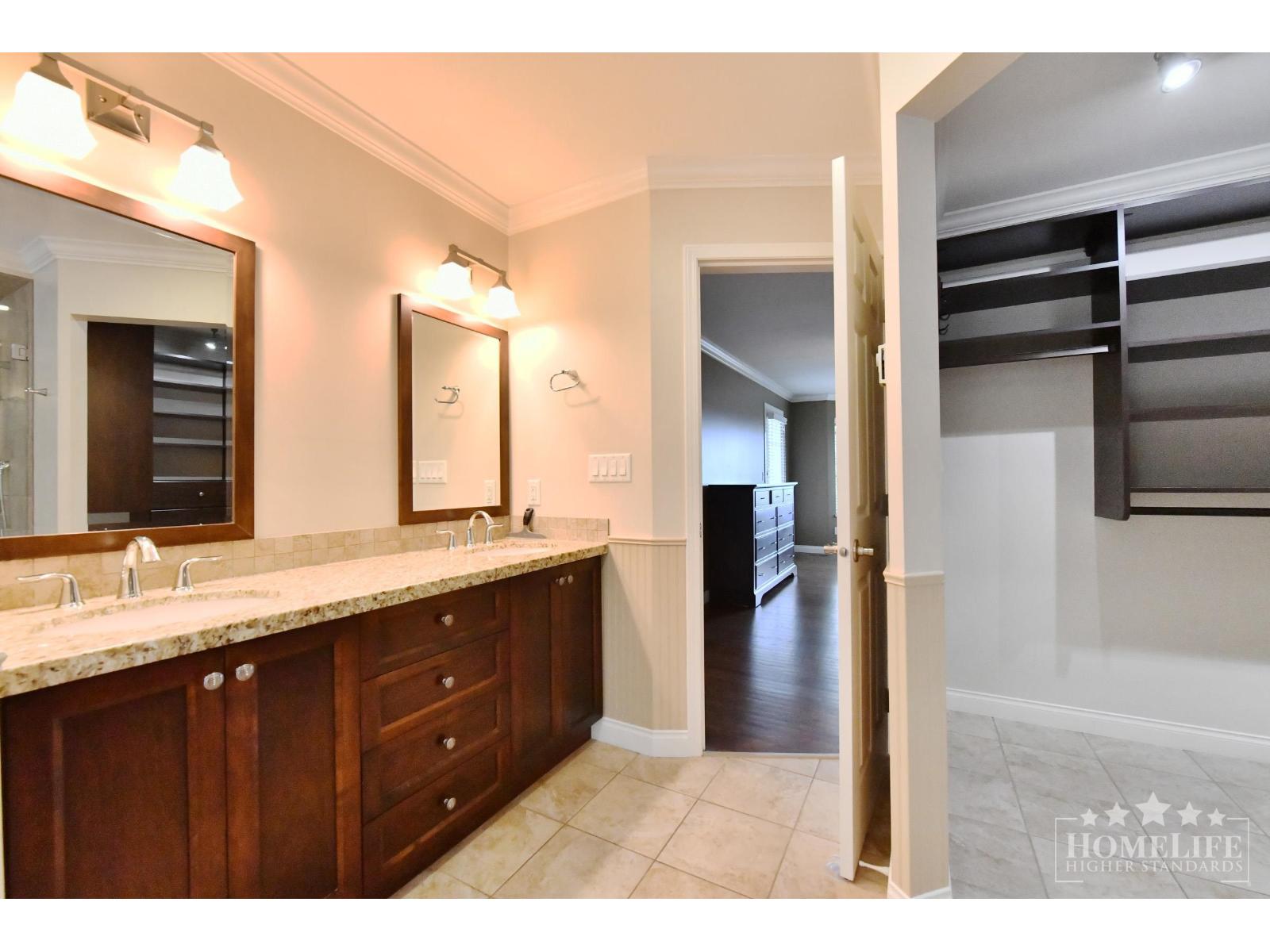 House 14564 18A AVENUE, Surrey - Image 1