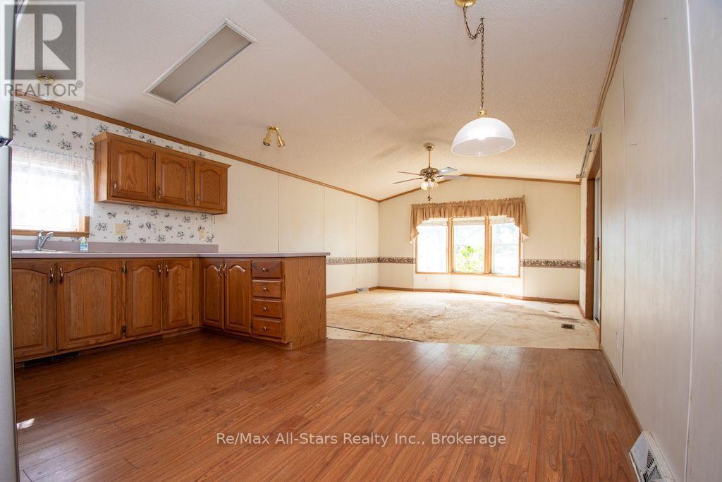 4 McGregor Drive, Otonabee-South Monaghan, ON photo 19