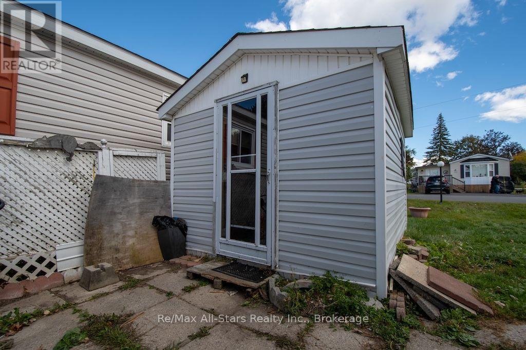 4 MCGREGOR DRIVE - 37