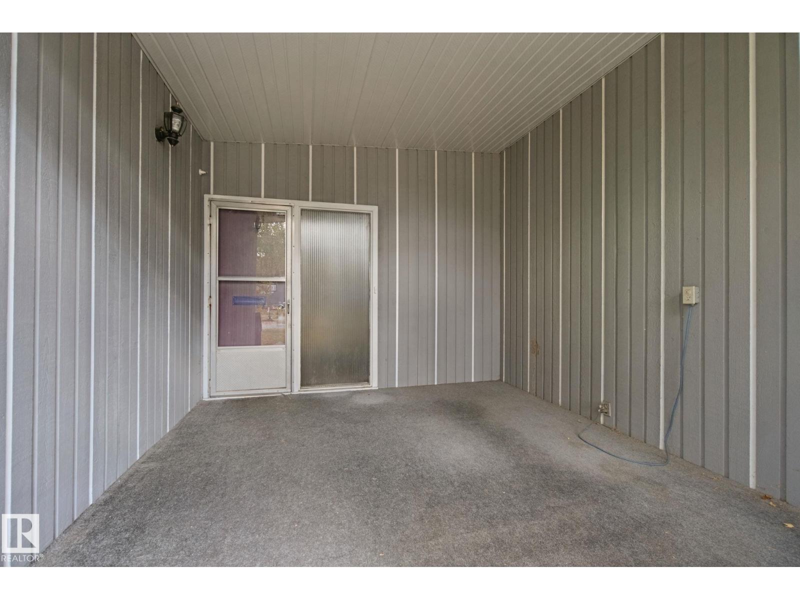 15432 78 AV NW - 3