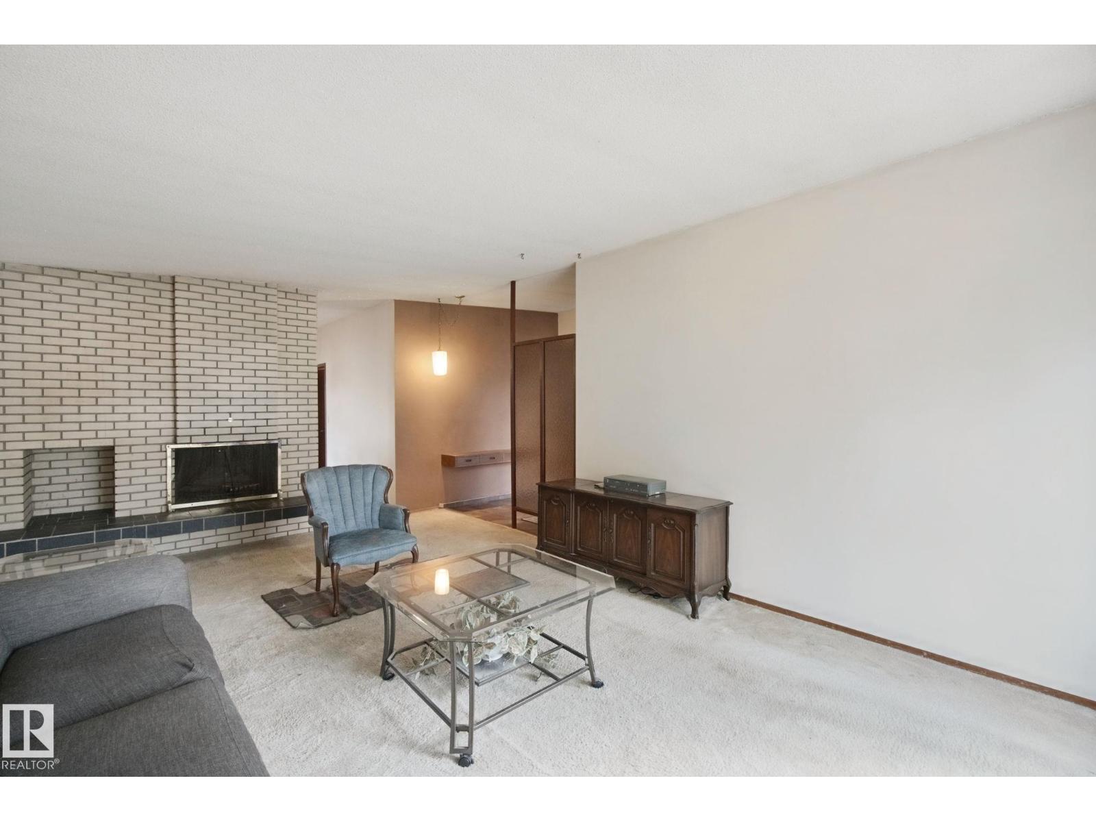 15432 78 AV NW - 5
