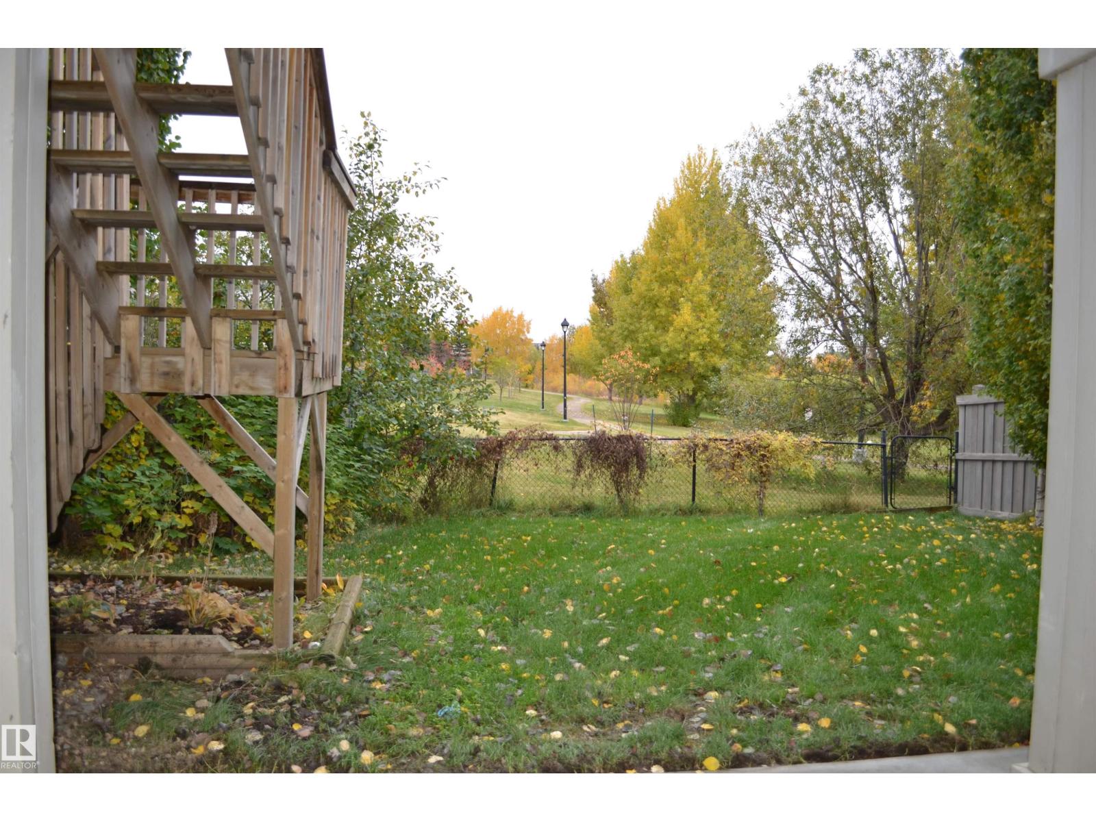 20032 46 AV NW - Image 47