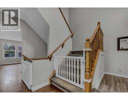 134 Autumn Close SE - photo 13