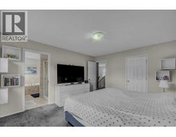 134 Autumn Close SE - photo 15