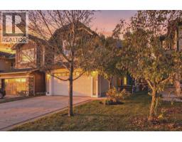 134 Autumn Close SE - photo 37
