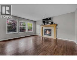 134 Autumn Close SE - photo 5