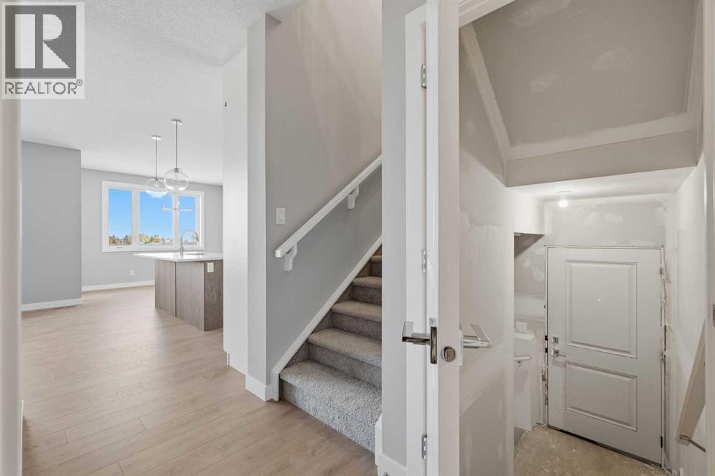 59 Belvedere Crescent SE - 25