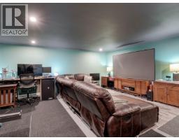 68 Crease Ave, Saanich, BC V8Z1S5 Photo 18