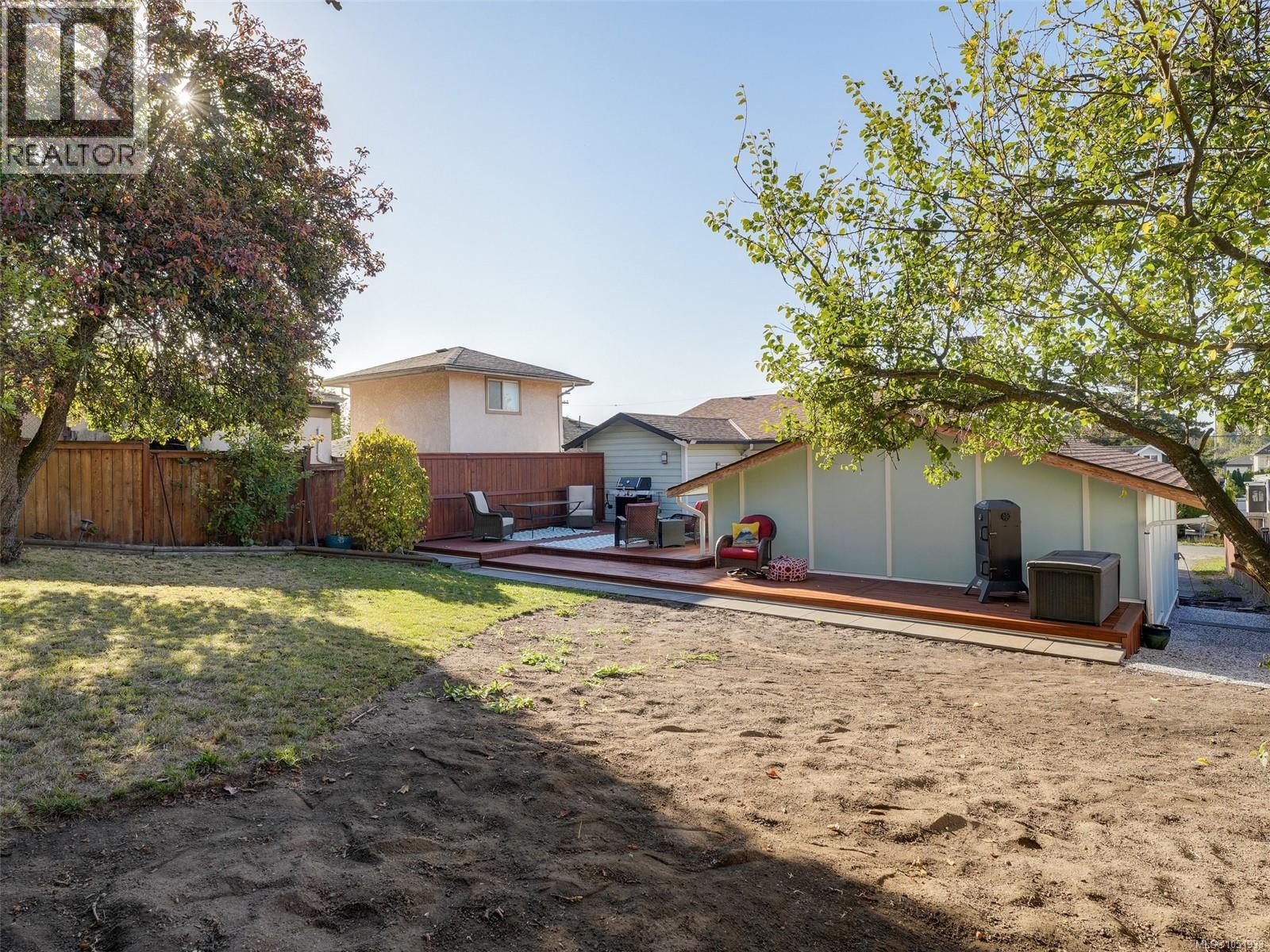 68 Crease Ave, Saanich - Image 1