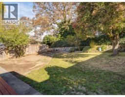 68 Crease Ave, Saanich, BC V8Z1S5 Photo 22