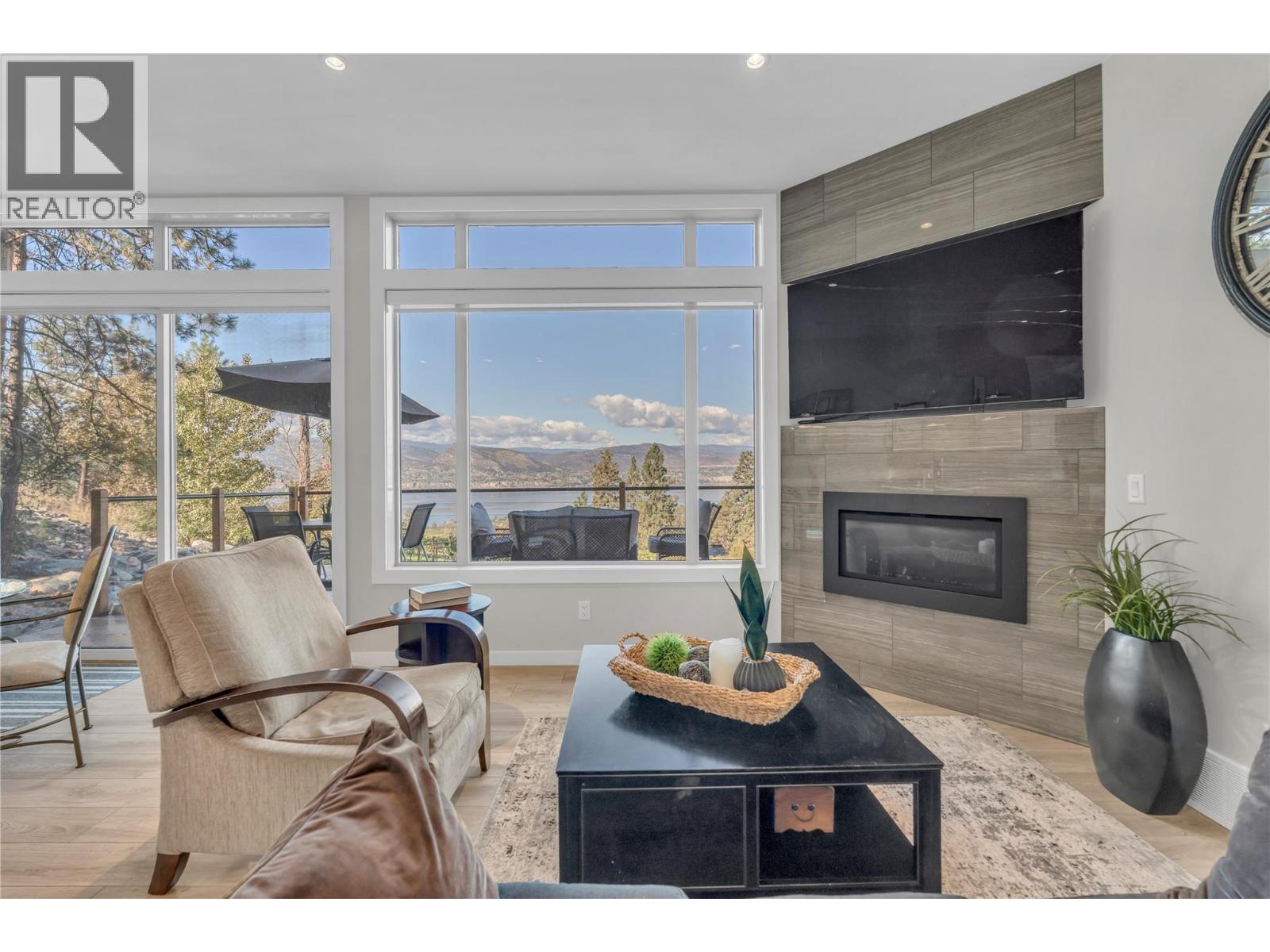 2864 Arawana Road, Naramata