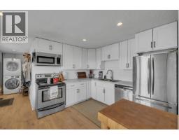2751 Lakeview Road, West Kelowna, BC V1Z1Y5 Photo 37