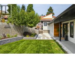 2751 Lakeview Road, West Kelowna, BC V1Z1Y5 Photo 55