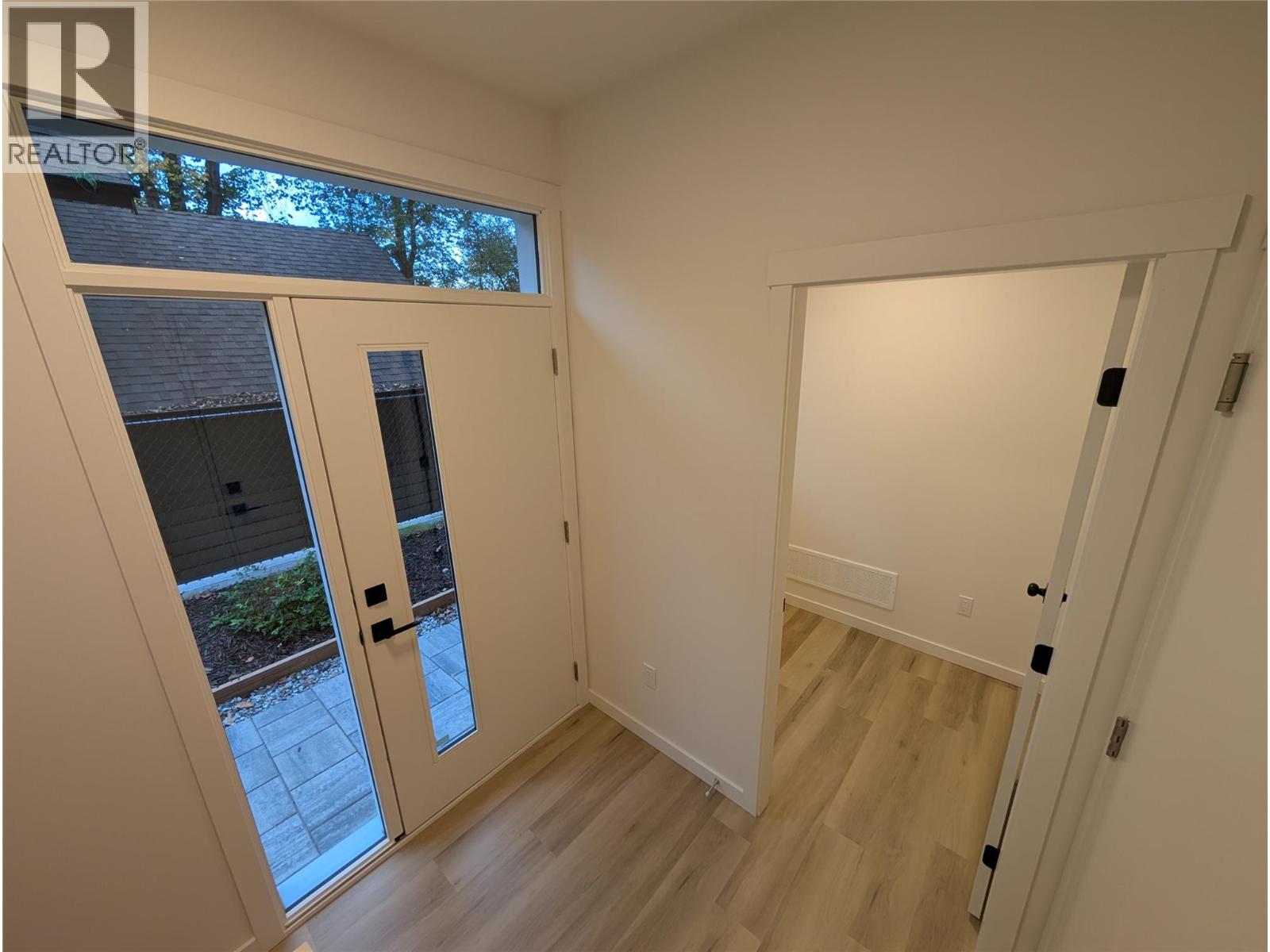3602 Pleasant Valley Road Unit# 3, Vernon - Image 1