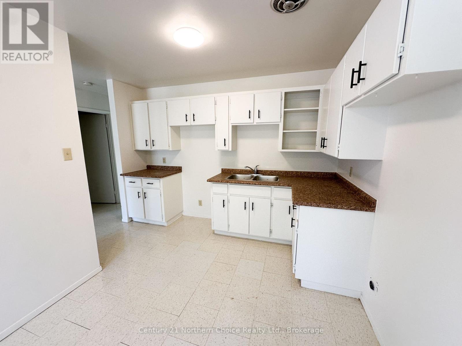 46/48 BIRCH DRIVE - 3