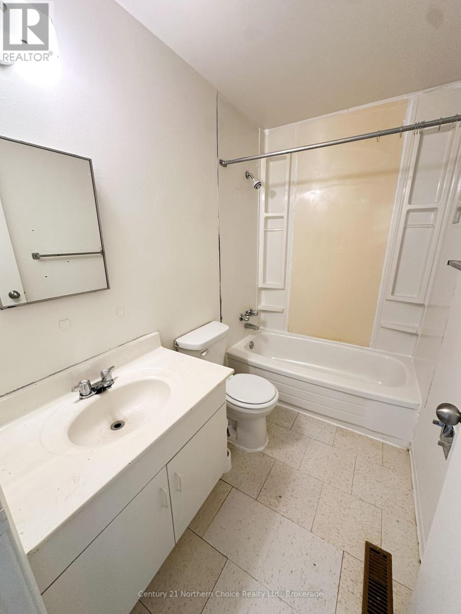 46/48 BIRCH DRIVE - 8