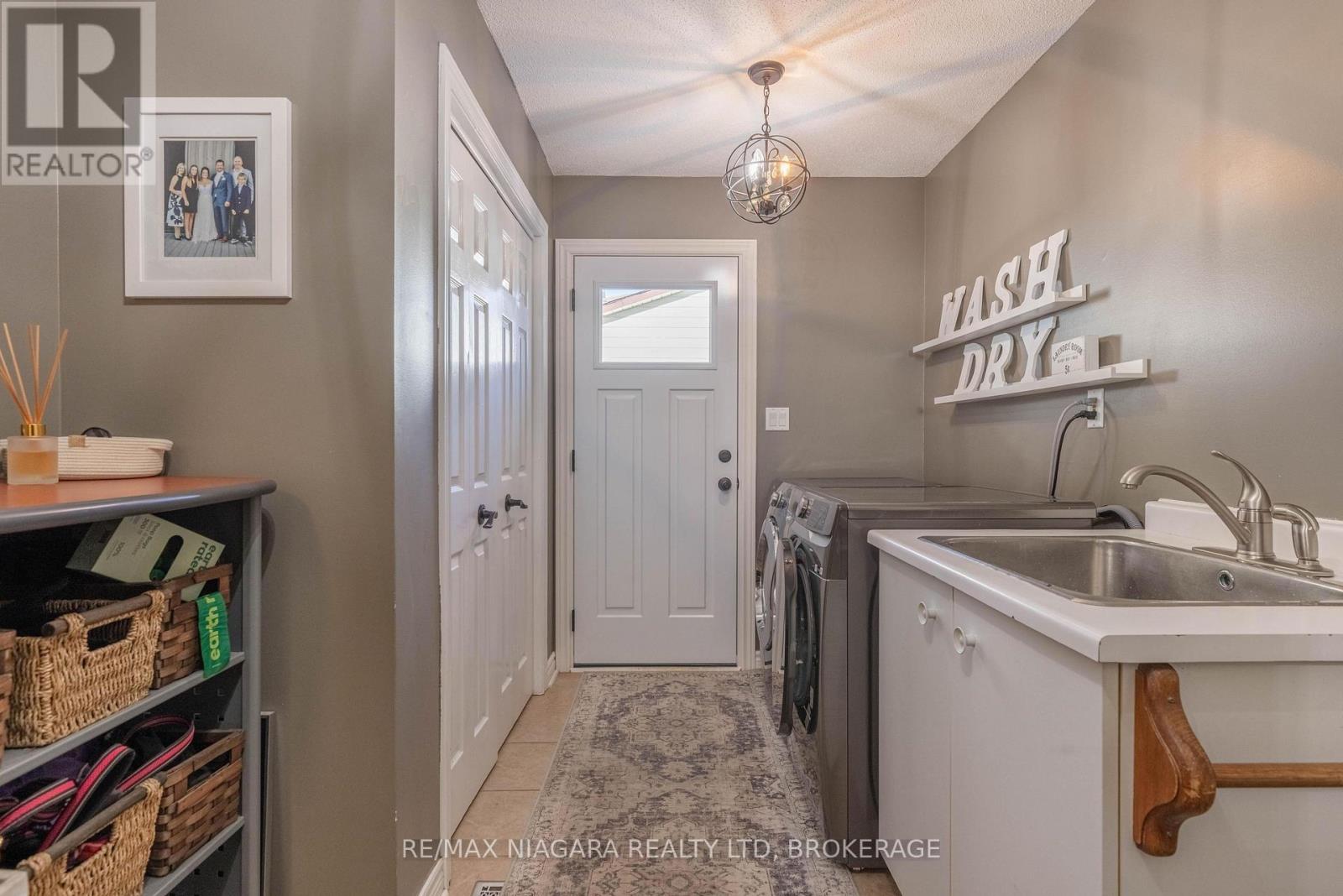 665 DAYTONA DRIVE - Image 23
