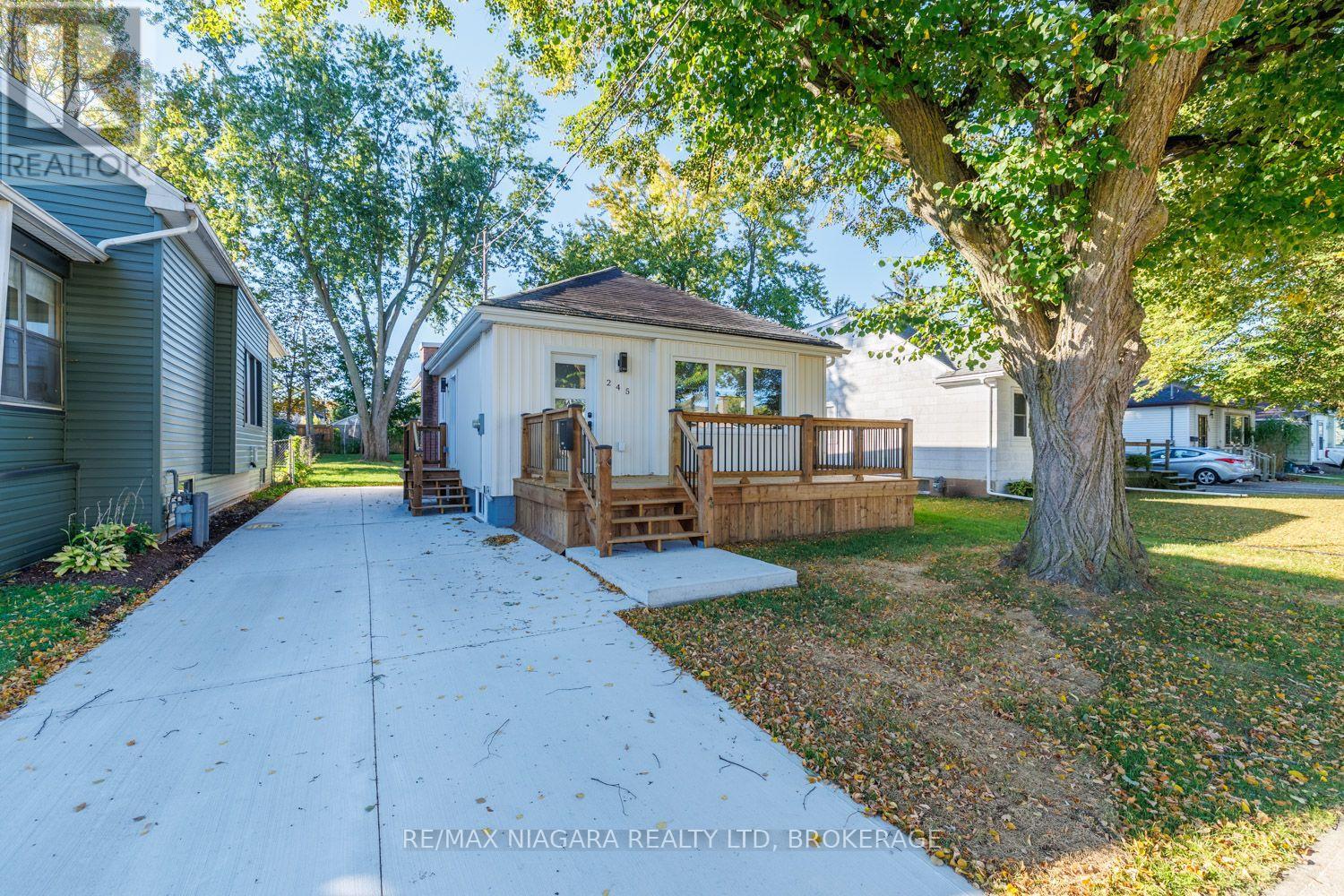 245 BOWEN ROAD, Fort Erie (Central) — photo 2