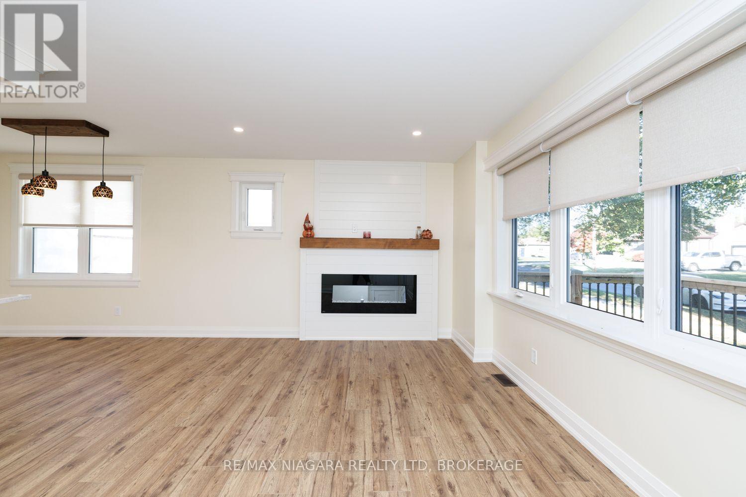 245 BOWEN ROAD, Fort Erie (Central) — photo 7