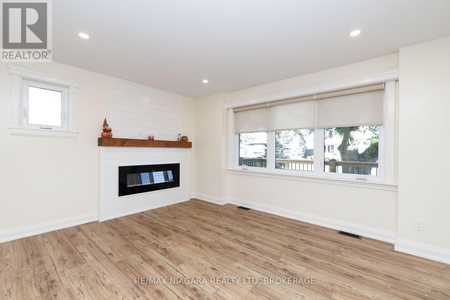 245 BOWEN ROAD, Fort Erie (Central) — photo 8