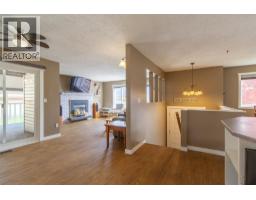 Living room - 1207 Pinyon Road, Sparwood, BC V0B2G2 Photo 11