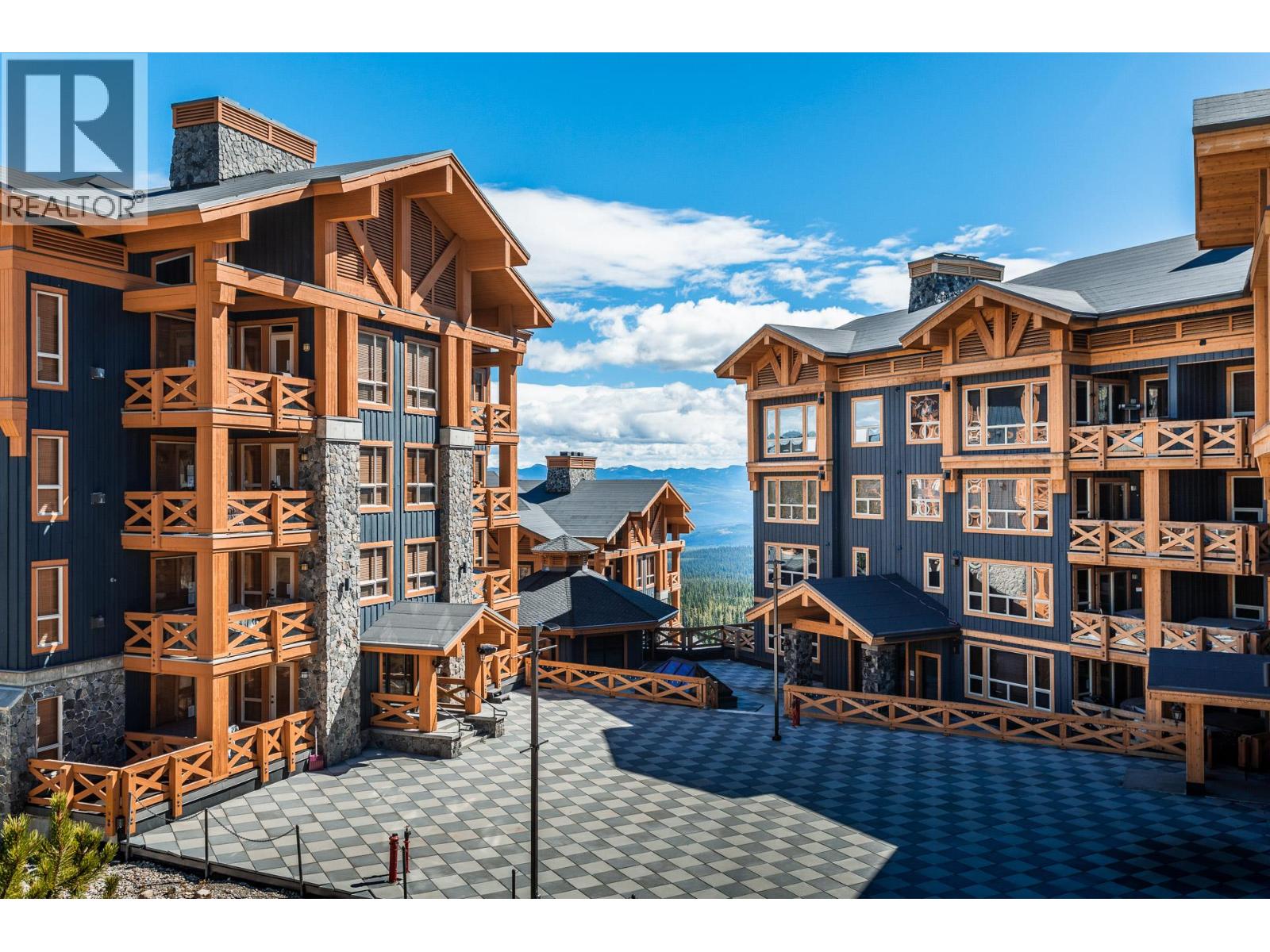 #107 5300B Big White Road - 39