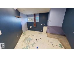 5 Ells Cr, Fort Mcmurray, AB T9H1N4 Photo 33