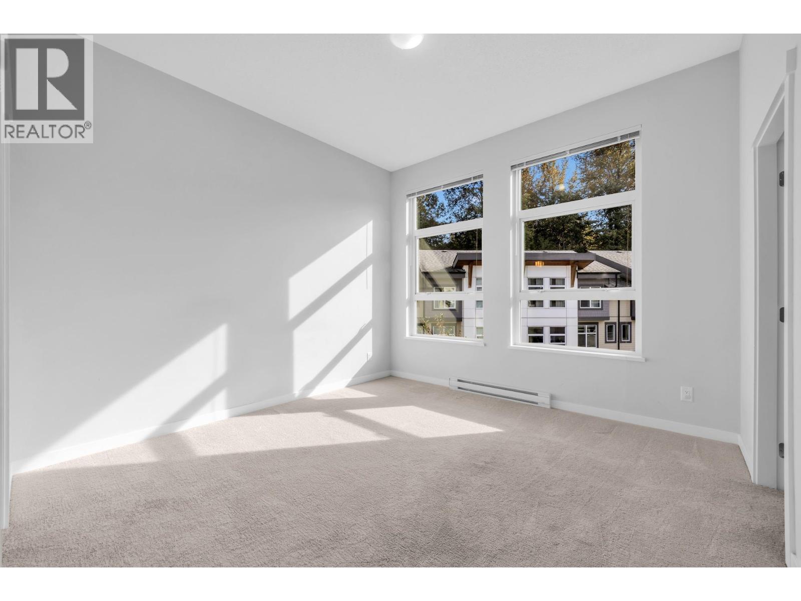65 39548 LOGGERS LANE, Squamish