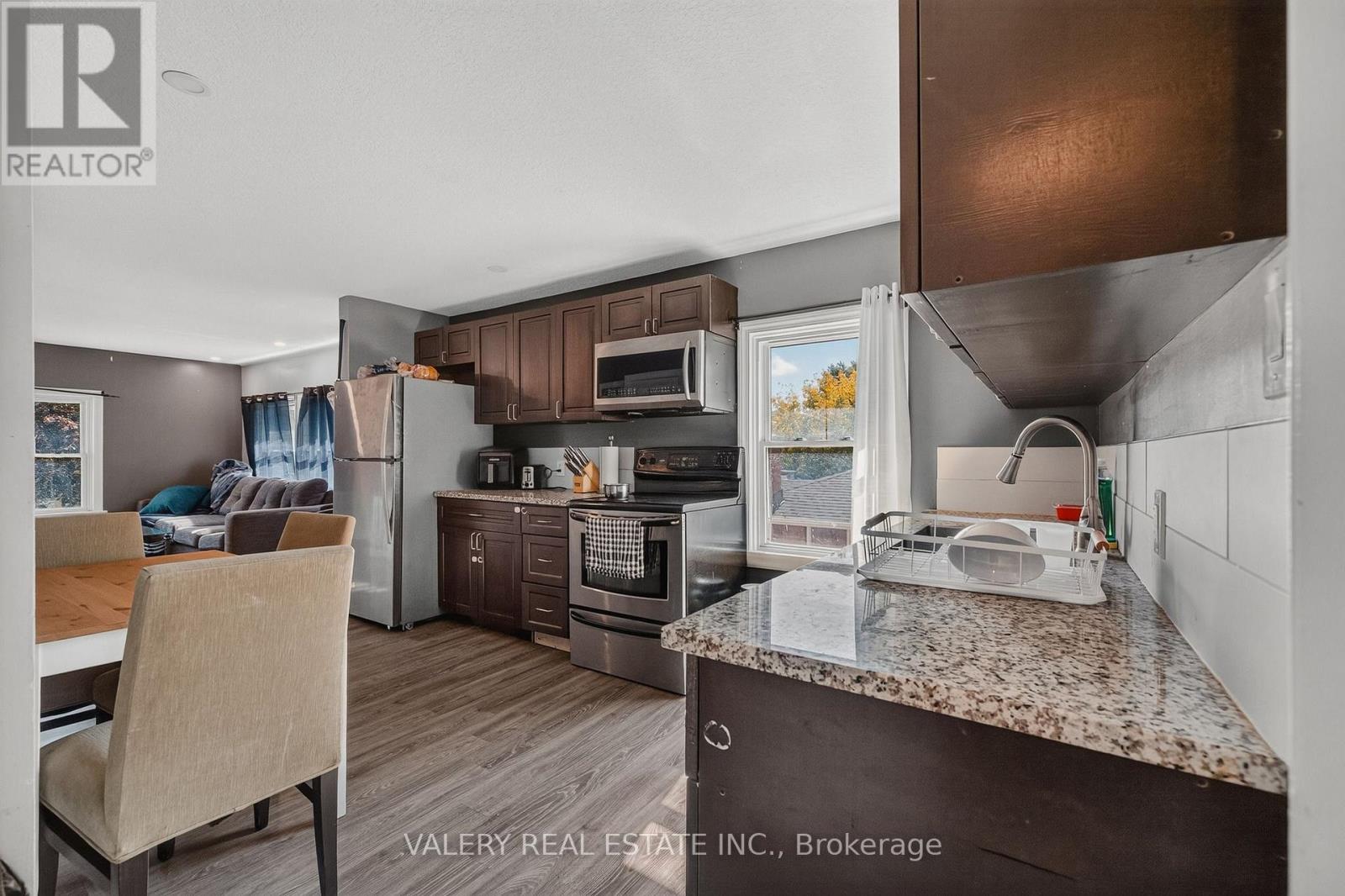 752 Sherring Street, Cambridge, ON photo 11