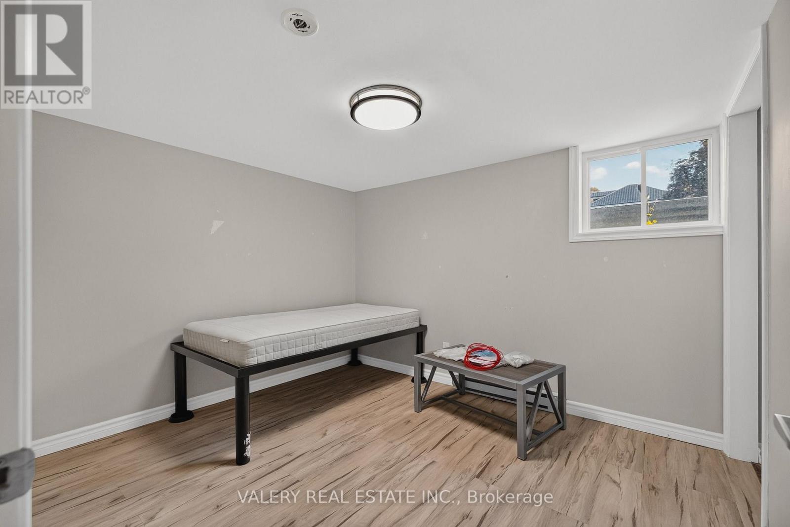 752 Sherring Street, Cambridge, ON photo 8
