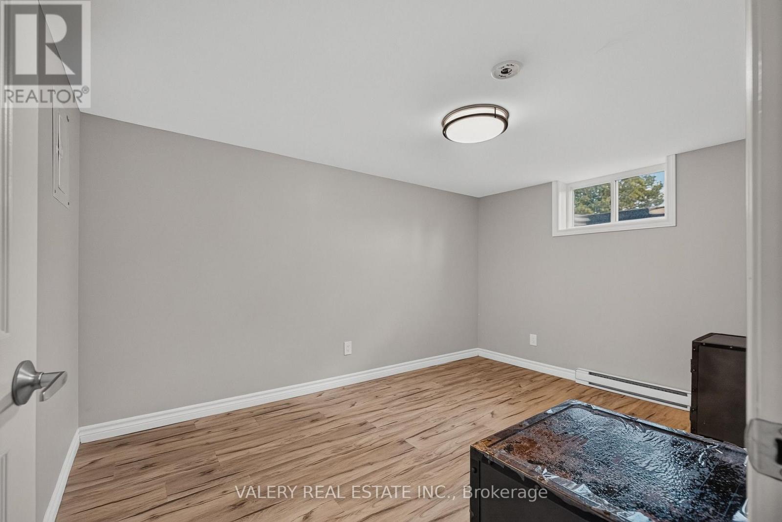 752 Sherring Street, Cambridge, ON photo 9
