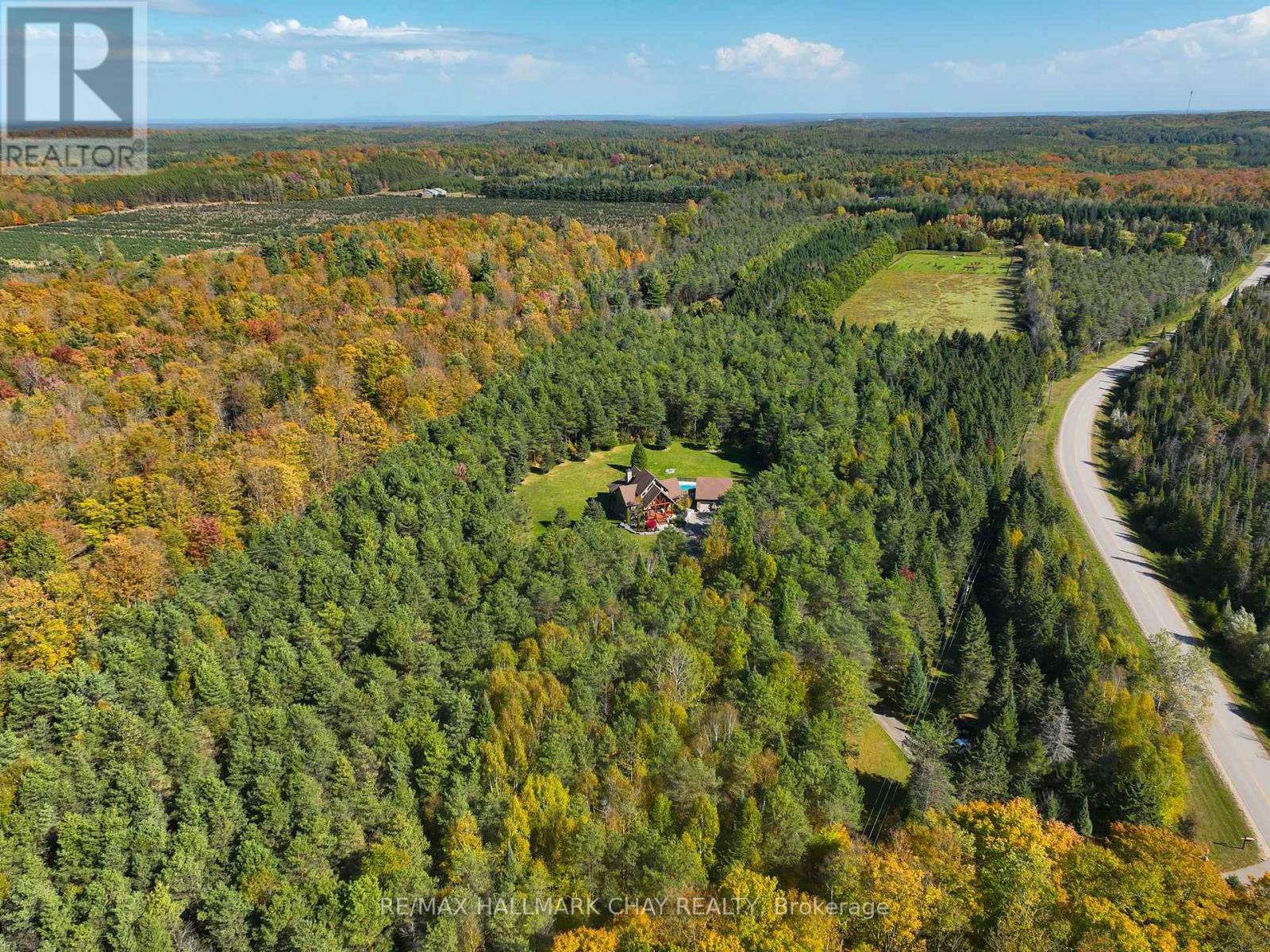 667467 20th Sideroad, Mulmur, ON photo 3