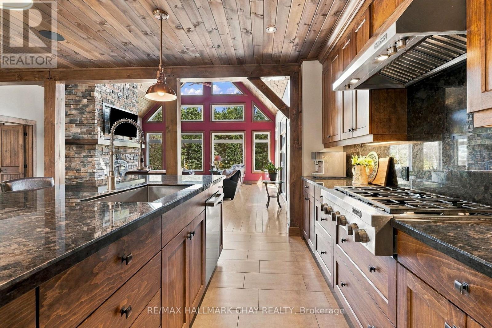 667467 20th Sideroad, Mulmur, ON photo 9
