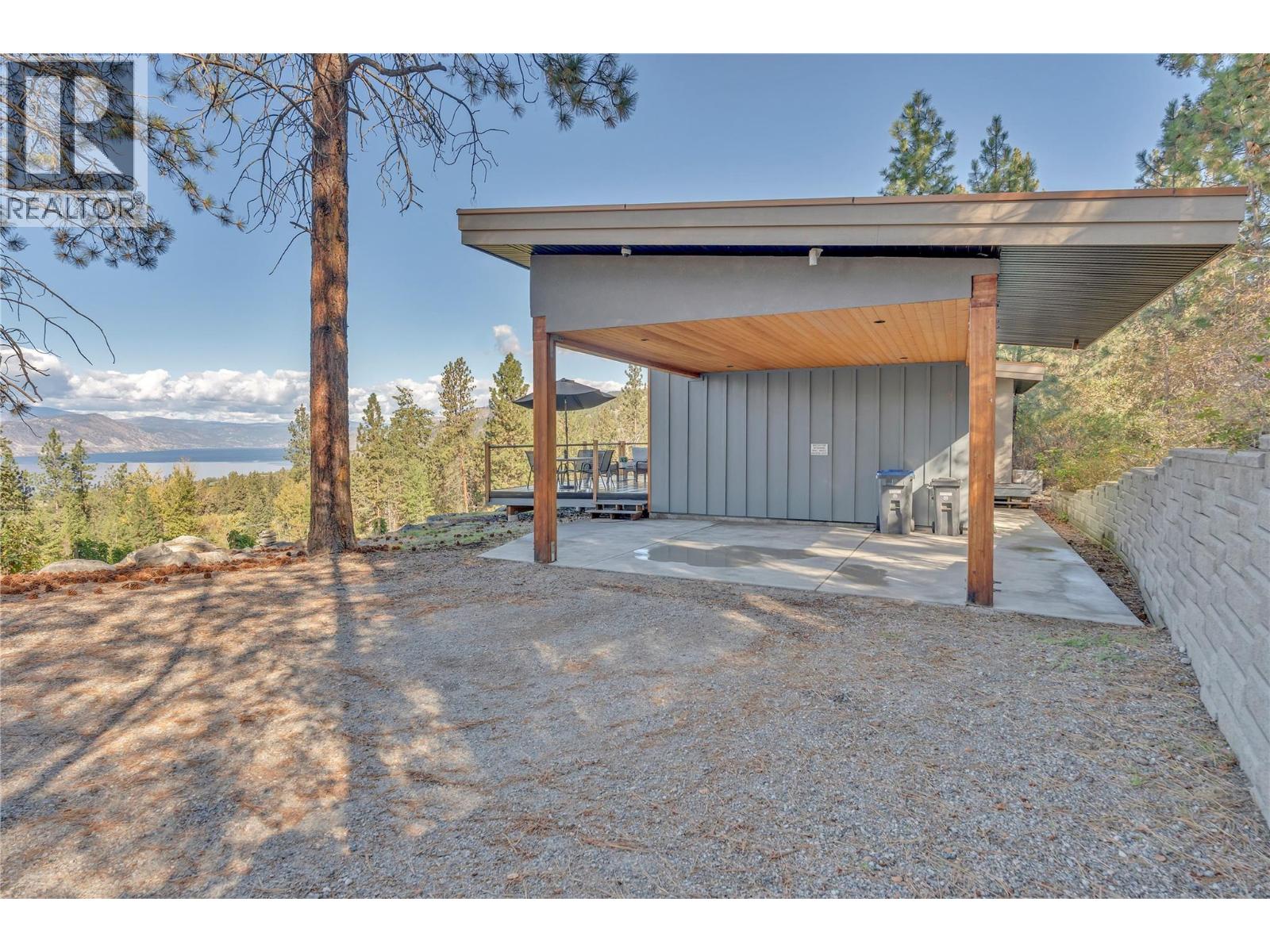 2864 Arawana Road, Naramata