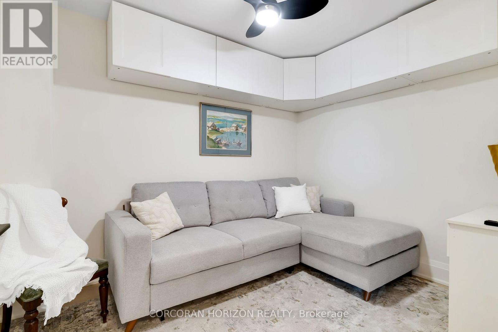 6523 Wellington 7 Road — photo 32